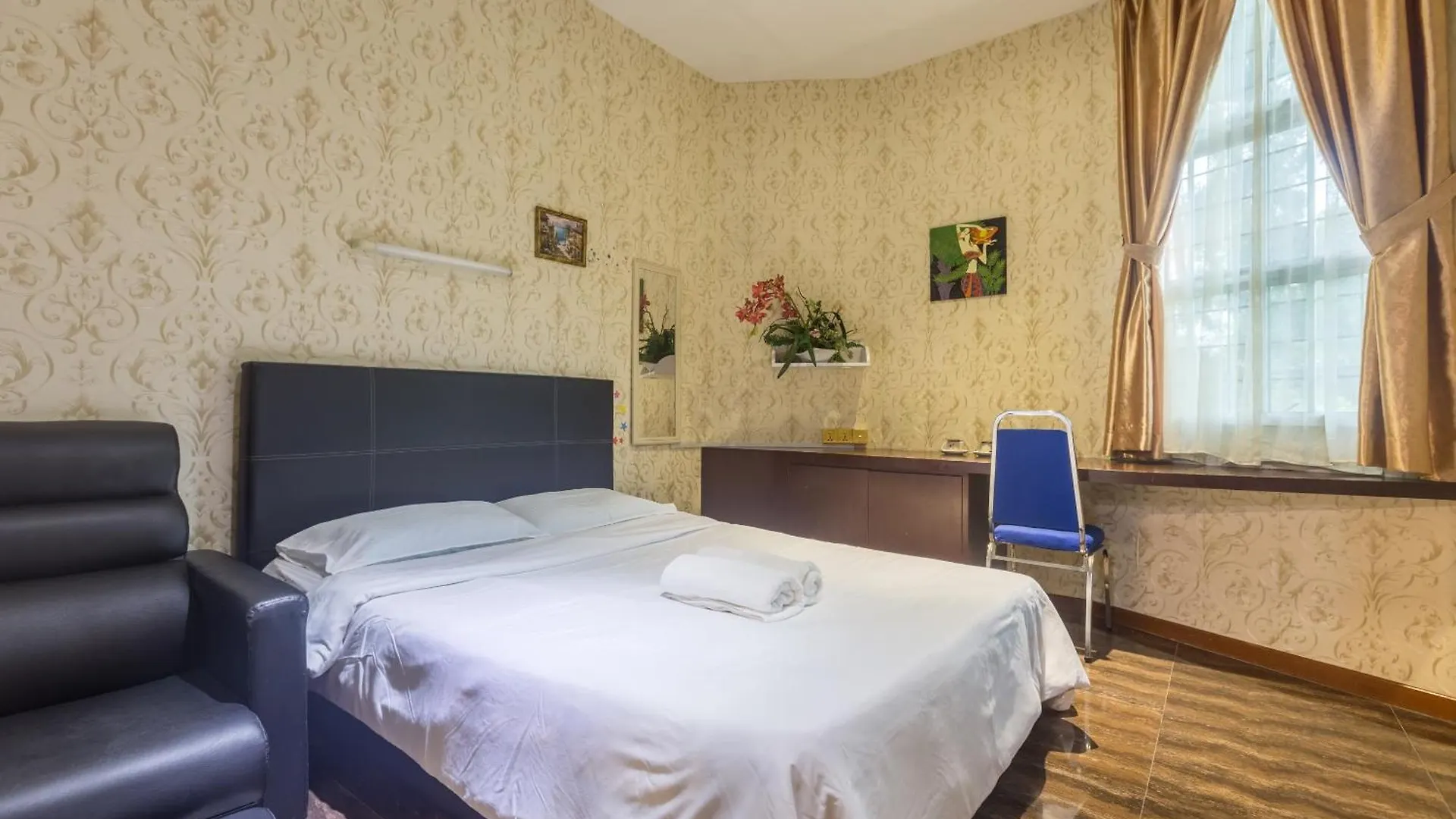 Spot On 89858 Rebecca'S Homes Кота-Кинабалу