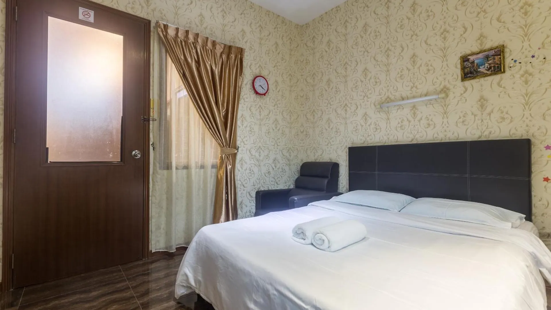 Hotel Spot On 89858 Rebecca'S Homes Kota Kinabalu