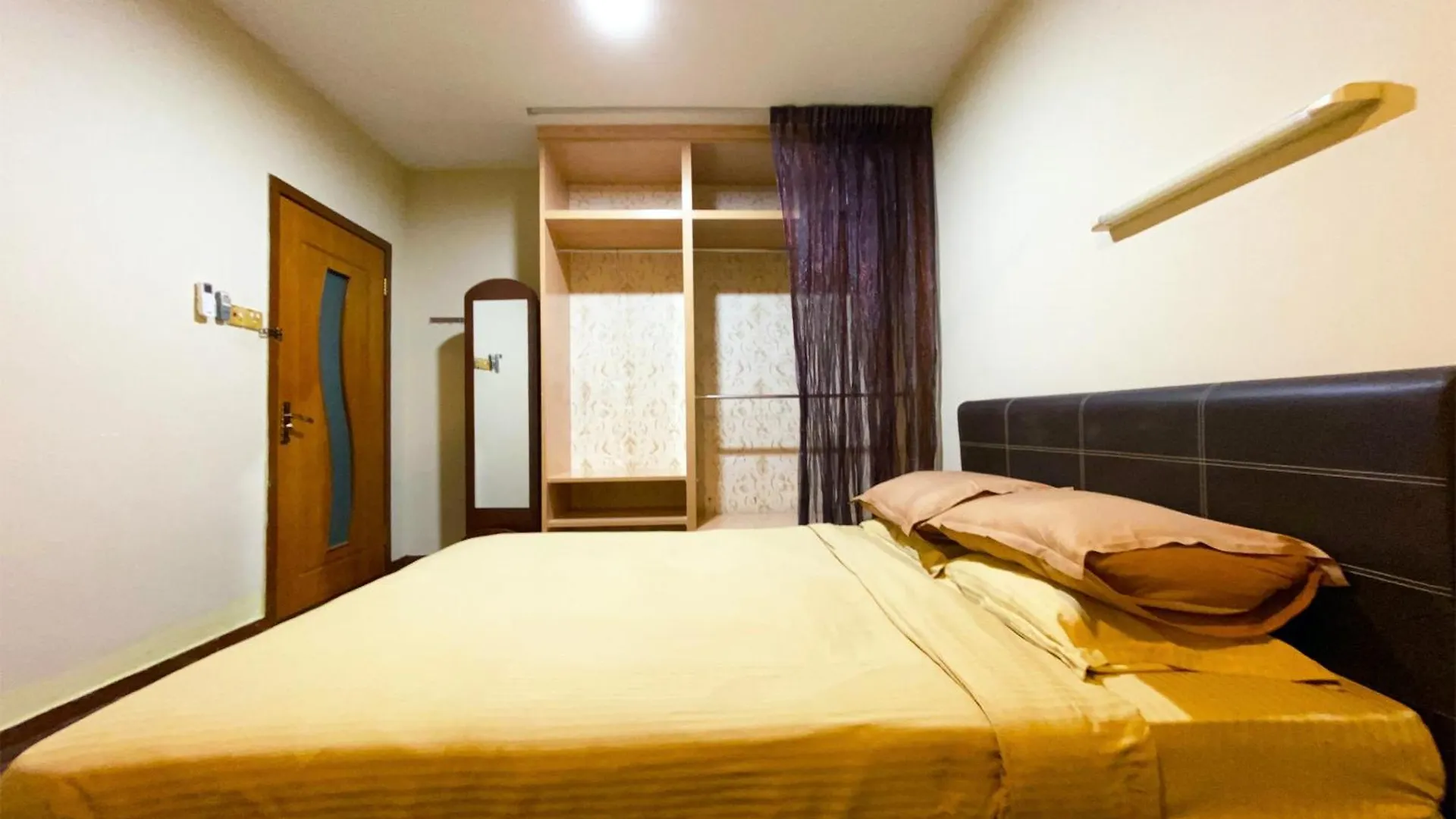 Hotel Spot On 89858 Rebecca'S Homes Kota Kinabalu